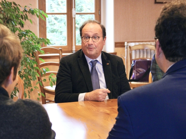 François Hollande en visite dans la Nièvre