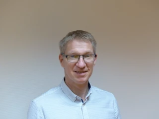 Les vœux du président, Damien Brayotel