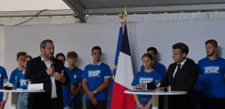 Emmanuel Macron aux Terres de Jim