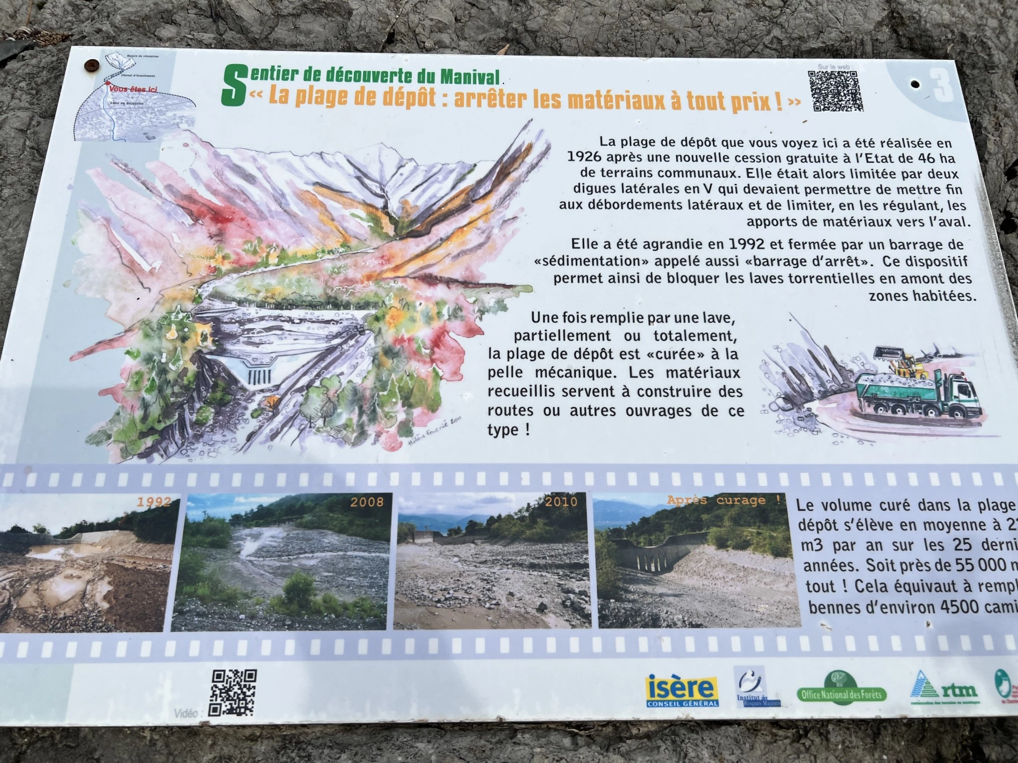 Randonner dans le Manival