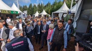 Marc Fesneau à l'écoute, à Euroforest