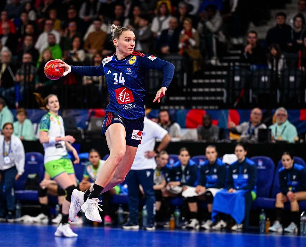 Léna Grandveau, la révélation française du handball international