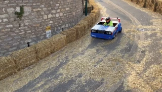 À fond la gomme
