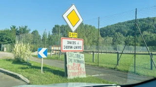 Au fait, les panneaux ?