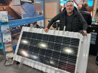 Les bénéfices de la fixation de panneaux sur PVC