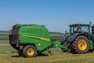 John Deere // Les presses à balles rondes gagnent en productivité