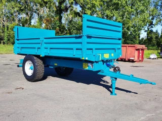 Demarest-Rolland // Une benne à ridelles rabattables de 6 tonnes de charge utile