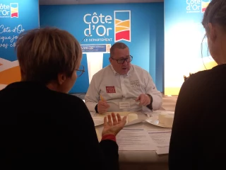 Pâtes, croûtes et papilles : des fromages bourguignons dans l'arène