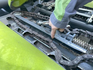 6 Contrôler l’état des glissières en plastique