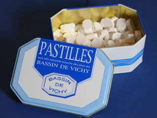 La pastille de Vichy, 200 ans de fraîcheur