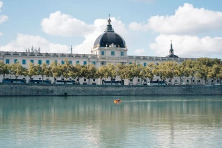 Rémi Camus, l’éco-aventurier qui traque les polluants éternels du Rhône