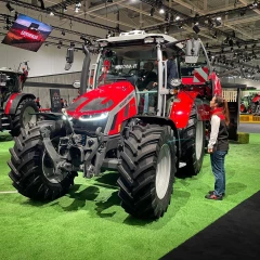 Massey Ferguson // La transmission à variation continue sur les MF 5S