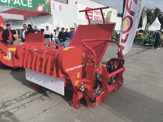 Silofarmer  // Une dérouleuse polyvalente 