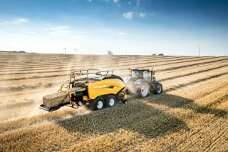 New Holland // Les BigBaler gagnent en confort et en productivité
