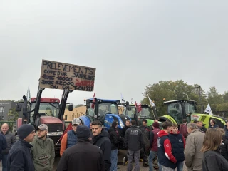 Une mobilisation "inédite" devant la Fédération départementale de chasse