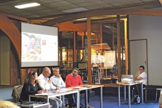 Duc souhaite augmenter sa production de poulets