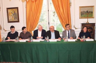 Signature d’une charte de bon voisinage