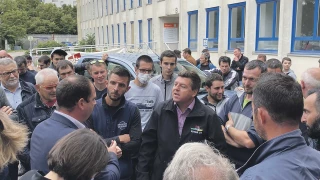 « À quoi joue l’administration ? »