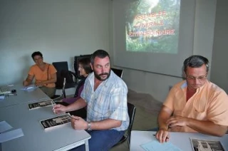 «Ce n'est pas un enterrement, c'est un mariage»