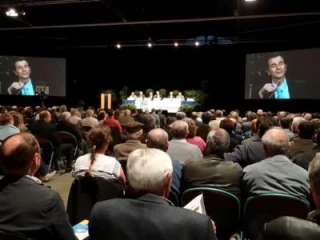 Une identité à défendre envers et contre tous