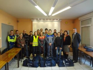 Remise d’E.P.I. à la MFR de Quétigny