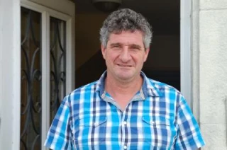 «Le sur-semis permet de refaire des prairies dégradées»