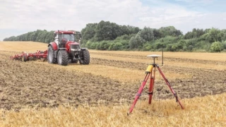 Investissement massif dans le guidage GPS.