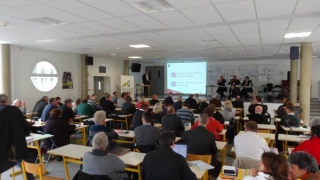 Passer de la crise à la rupture