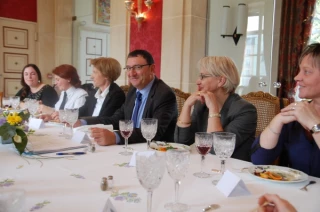 12 ambassadrices reçues par le préfet