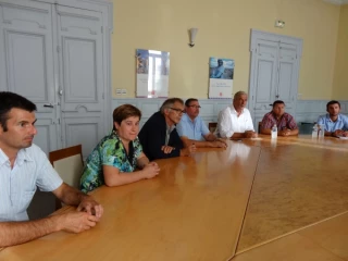 Réunion de crise au Conseil départemental