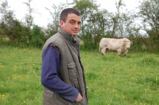 «En attendant de pouvoir m’installer»