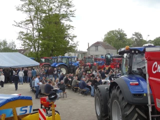 Avant Tonnerre,….St Clément !