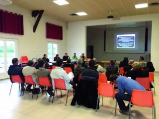 Un service de remplacement dynamique