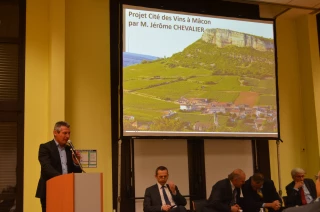 Le travail sérieux commence