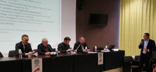 Entre espoir et incertitude