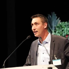 Un nouveau président pour les JA